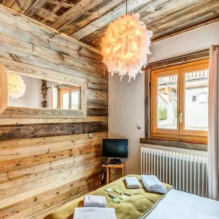 Apartment For 6 People *
