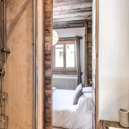 Apartment For 6 People *